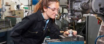 Feinwerkmechaniker (w/m/d) - Fachrichtung Zerspanungstechnik